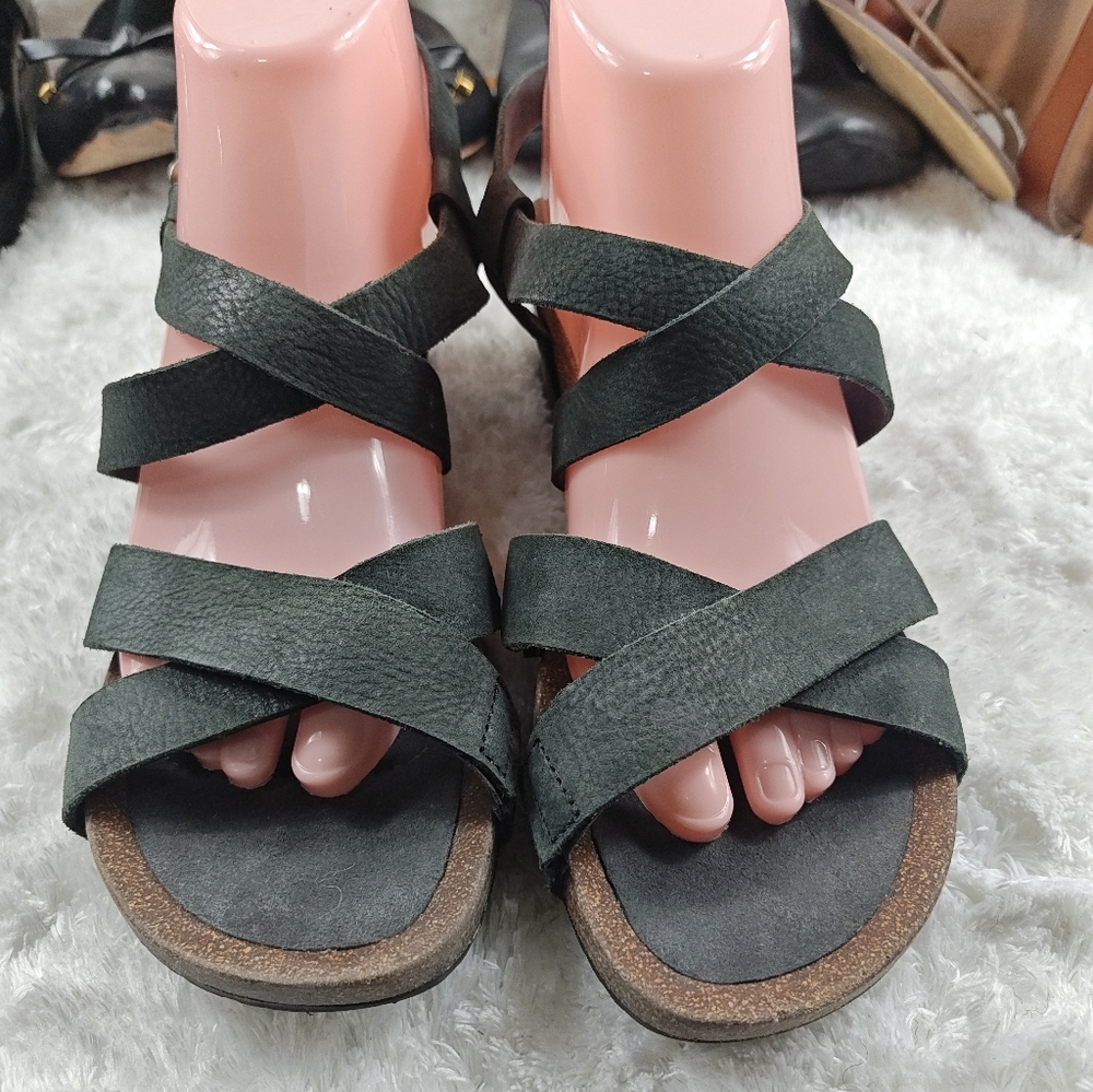 Teva Mahonia Wedge Sandals Bundles  Cross Strap Black/Green Leather Women Sz 8.5 - Picture 5 of 12